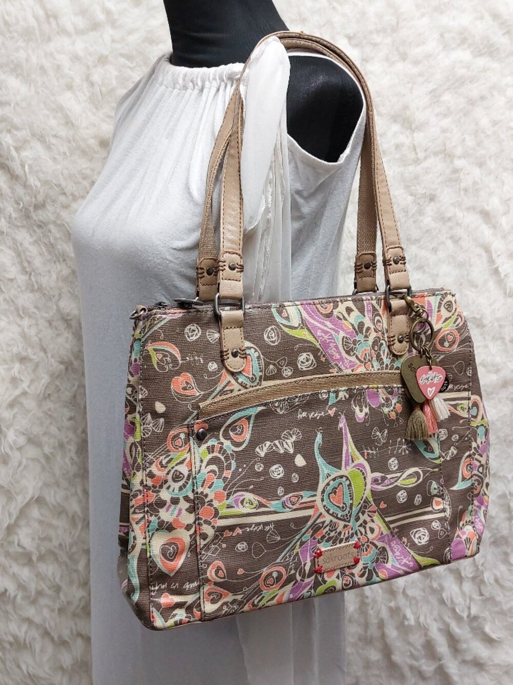 Sakroots Tote Bag Beige Floral Print Heart Tassel Charm Shoulder Bag Large Nylon